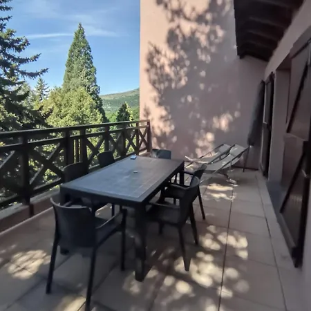 Cerdanya En Familia Montana Park * Enveitg